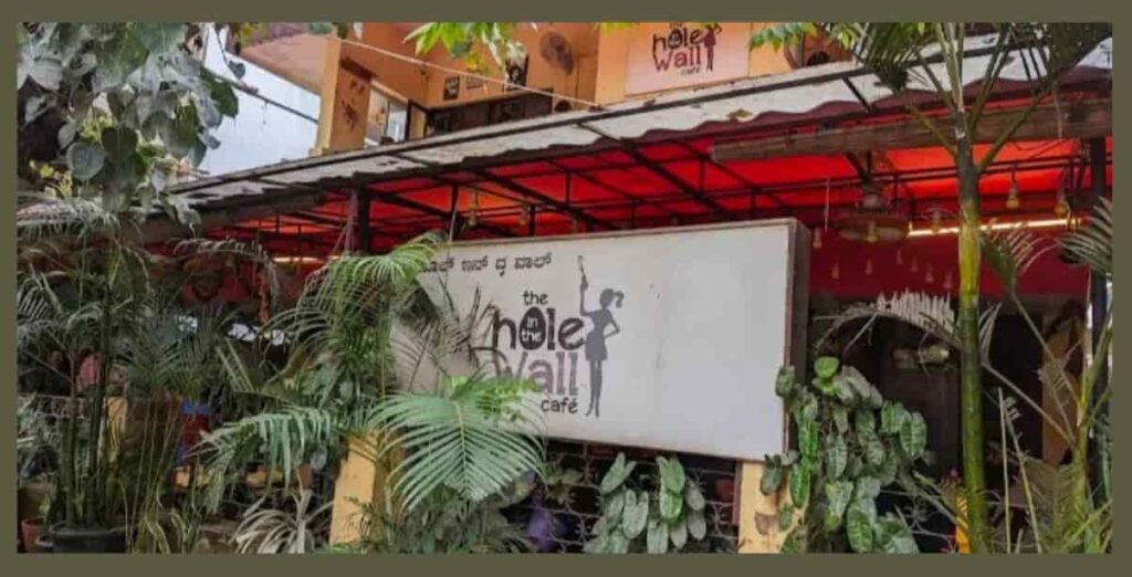 The Hole in the Wall Café – Koramangala